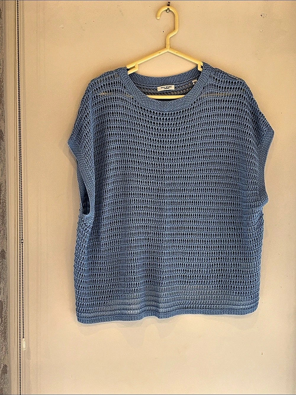 Max Studio London Knit Top in Blue Like New